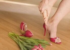 Il dolore alle gambe dei paragrafi è